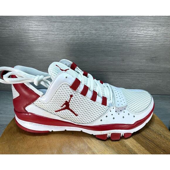 Nike Air Jordan Trunner Dominate Varsity Red And White 510819-100